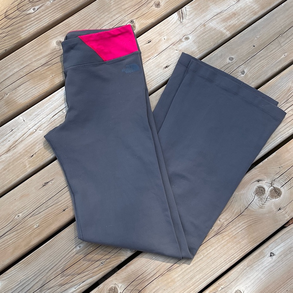 The North Face flare leggings